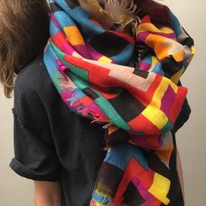 Women scarf